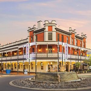 The Rose Hotel & Motel